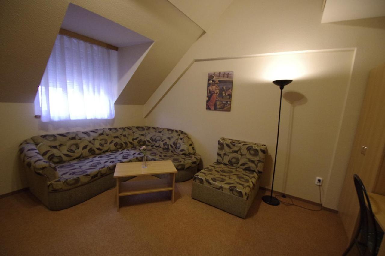 Hotel Vadaszkuert Superior Székesfehérvár Εξωτερικό φωτογραφία