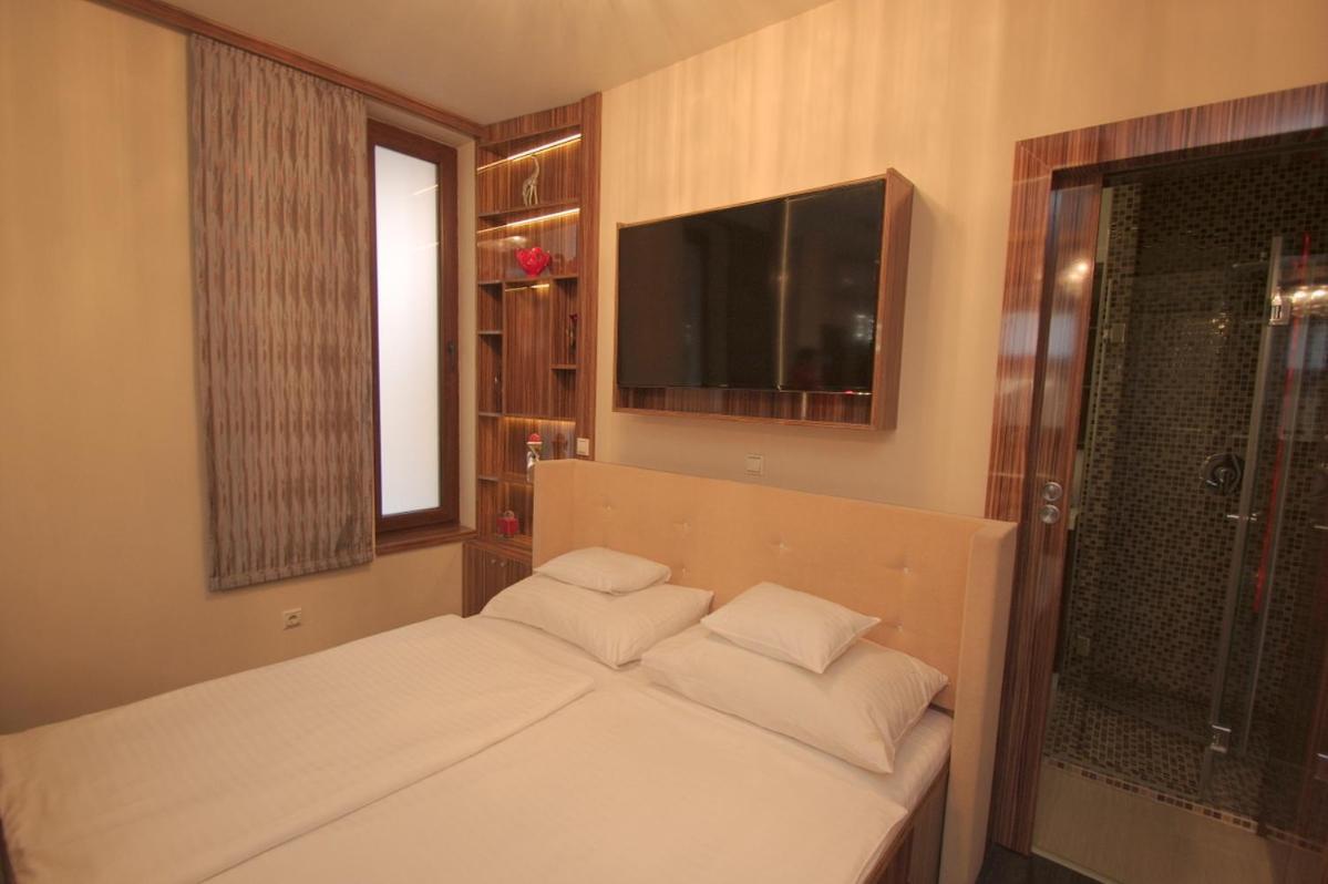 Hotel Vadaszkuert Superior Székesfehérvár Εξωτερικό φωτογραφία