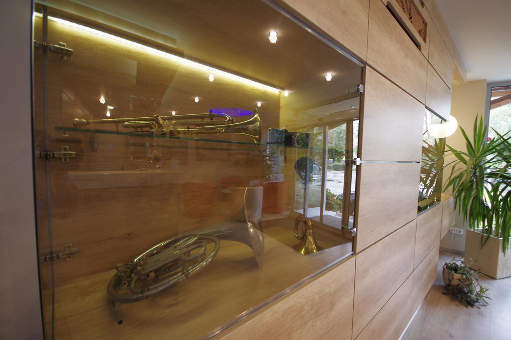 Hotel Vadaszkuert Superior Székesfehérvár Εξωτερικό φωτογραφία